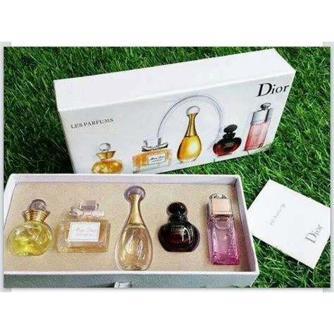 coffret dior mini parfum|Dior mini perfume set boots.